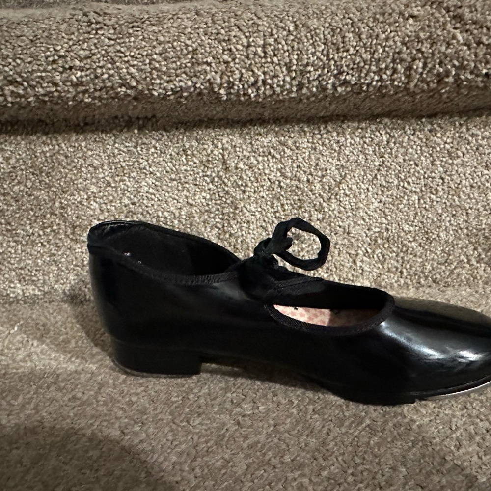 Capezio Black Mary Jane Dress Shoes with Glossy Finish